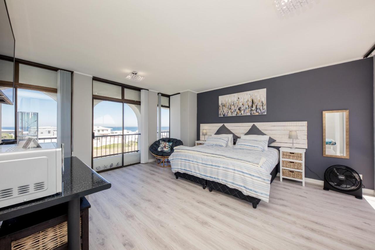 Big Blue Accommodation Bloubergstrand Eksteriør billede